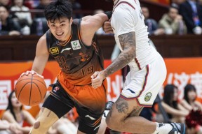 乐鱼体育app-集结日体能课后，克里夫兰骑士强势反弹备战CBA常规赛，话题不断，纪律约束更严格的简单介绍-乐鱼体育app