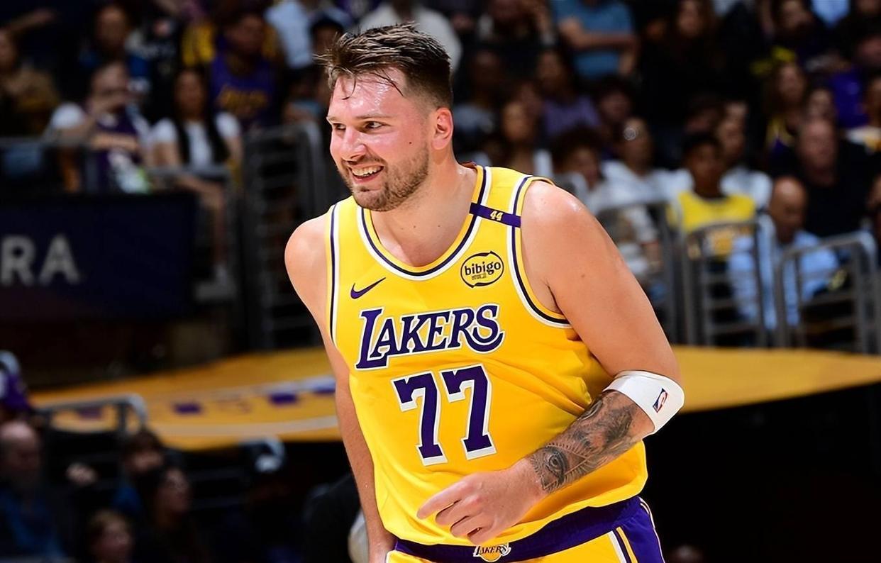 包含太狠了!明尼苏达森林狼关键时刻造点机会深圳男篮手感冰凉,集结日皇家马德里调整名单以备欧篮联的词条 包含太狠了!明尼苏达森林狼关键时刻造点机会深圳男篮手感冰凉,集结日皇家马德里调整名单以备欧篮联的词条